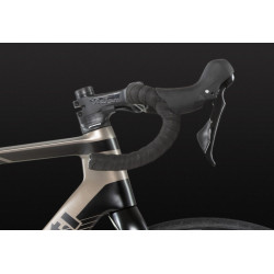 Bicicleta Guerciotti Cartesio Disc 23 Shimano 105 R7020 11v Blanco
