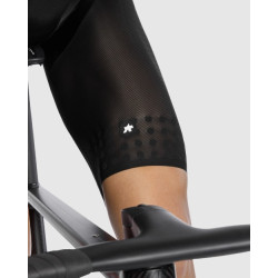 Culotte Assos Equipe RSR Hyperléger Corto Con Tirantes Negro
