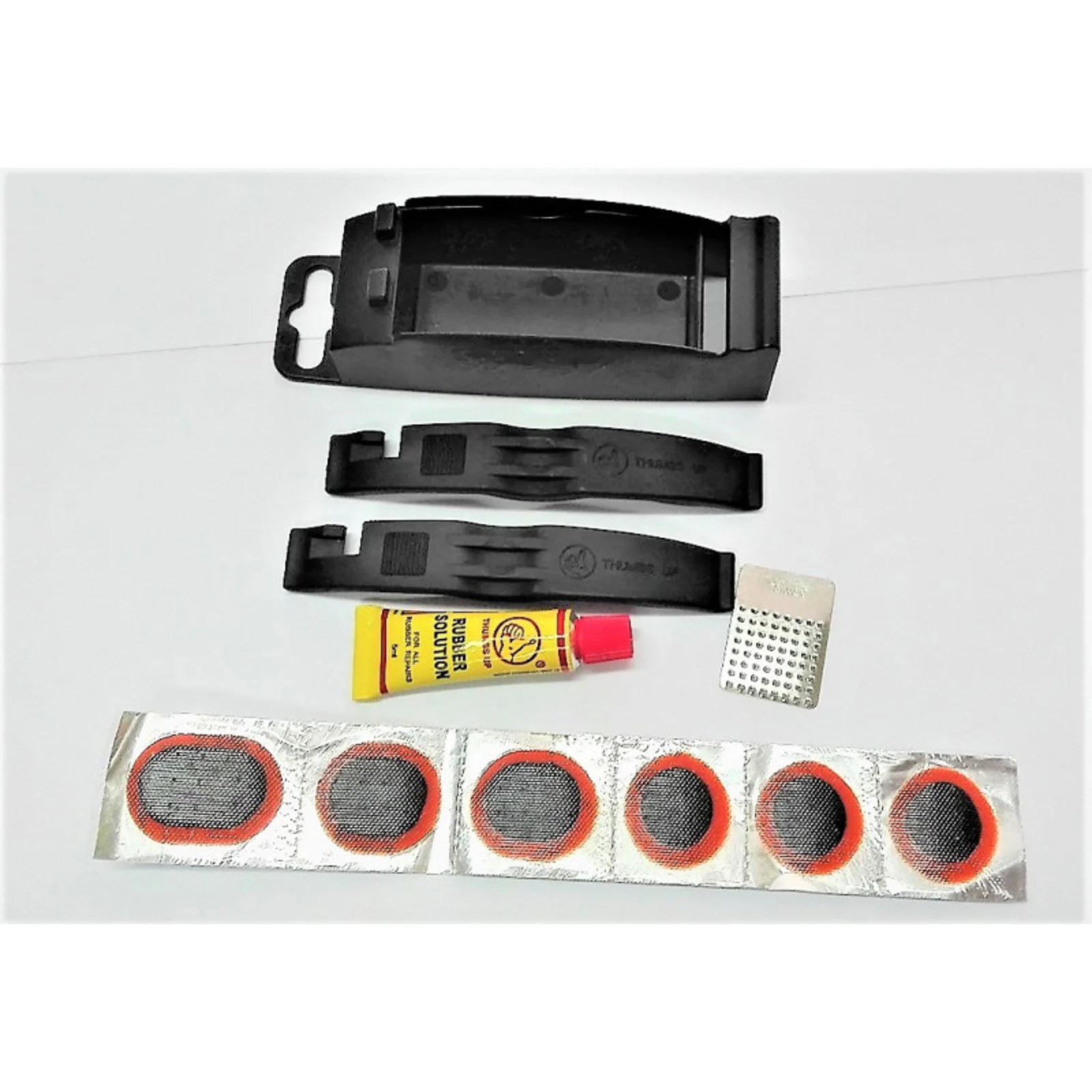 CAJA PARCHES THUMPS UP DESMONTABLES NEGRO